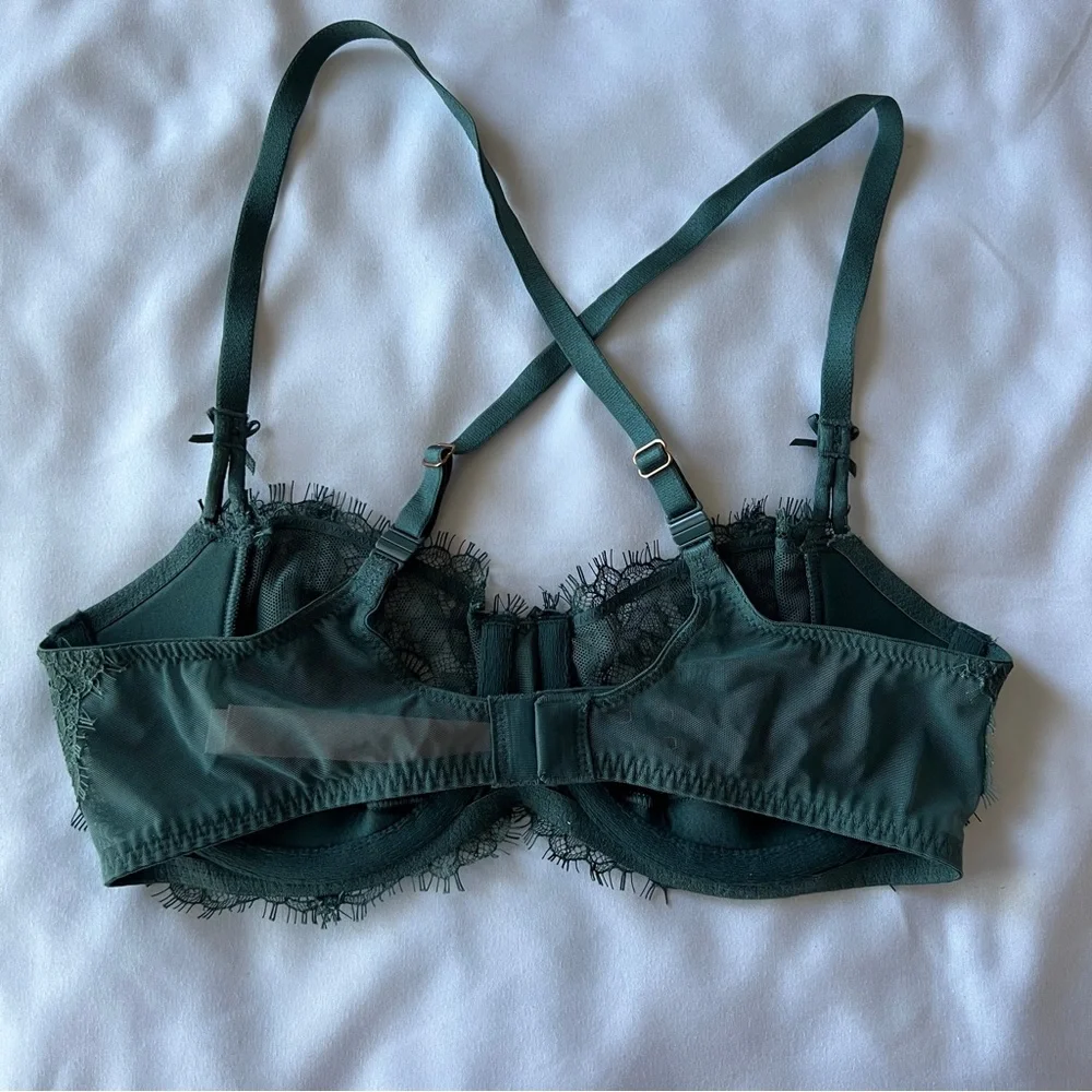 NWOT Victoria's Secret Dream Angels Push Up Without Padding in Green, 32C - Picture 4 of 9